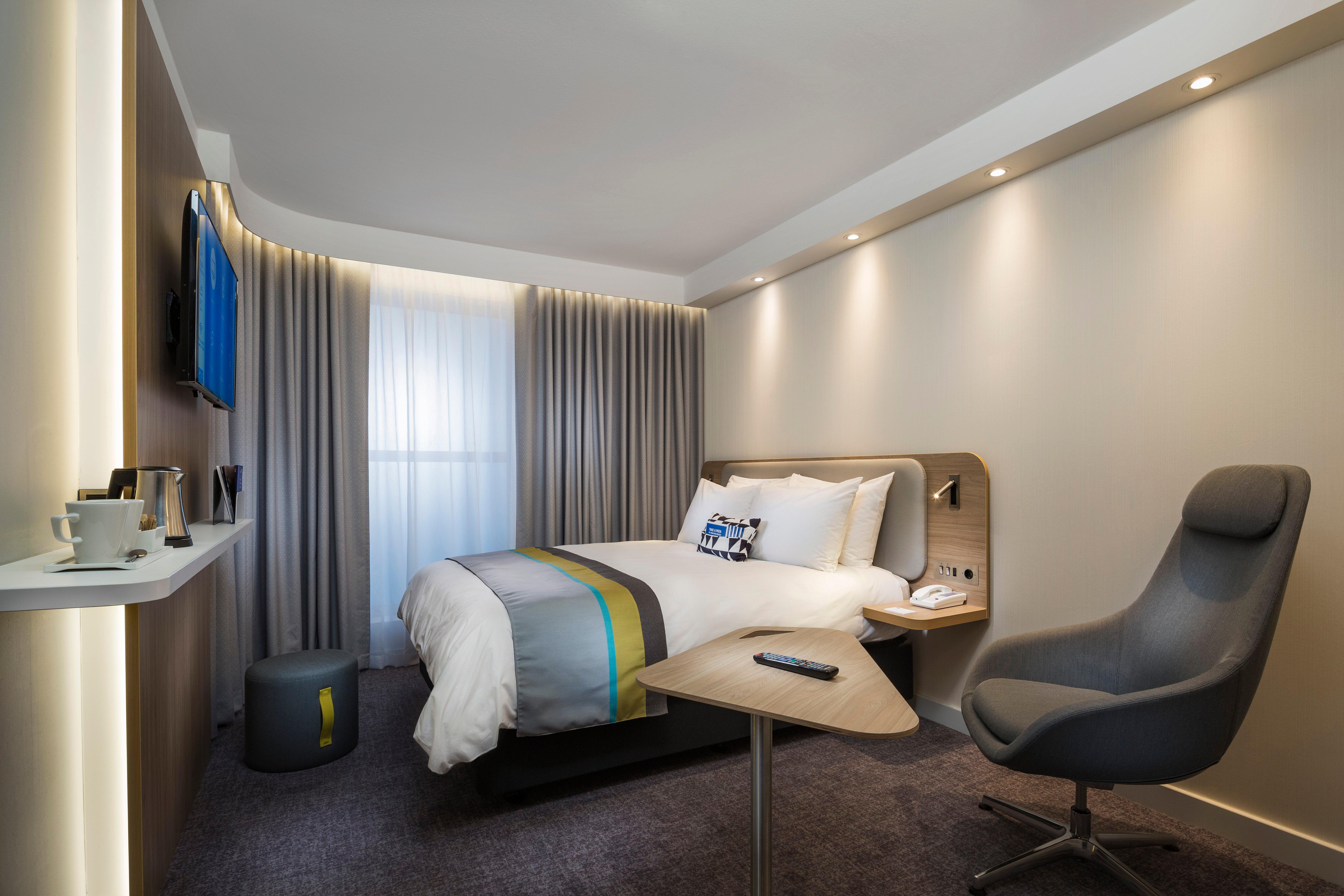 Holiday Inn Express - Merzig By Ihg Exterior photo