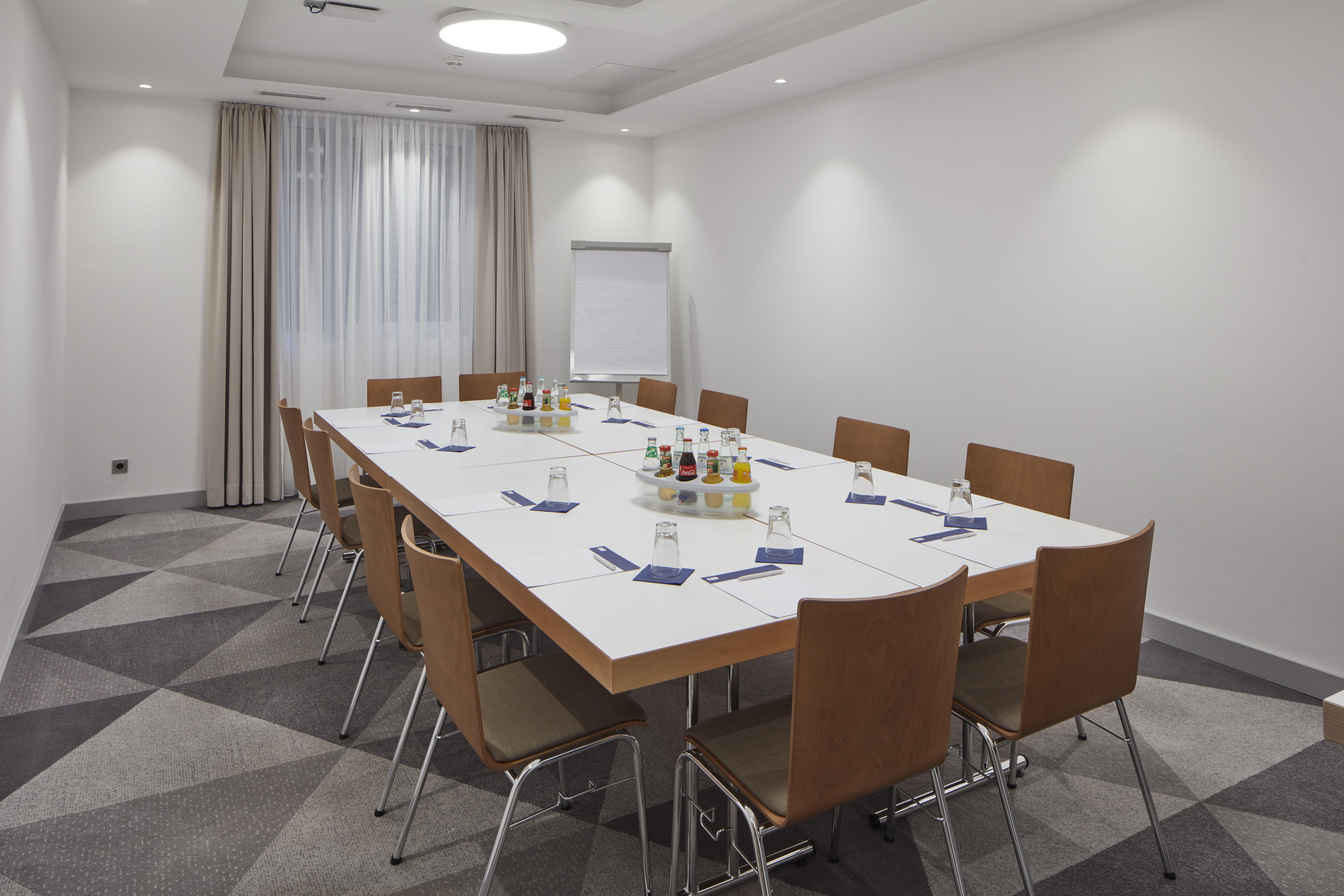 Holiday Inn Express - Merzig By Ihg Exterior photo