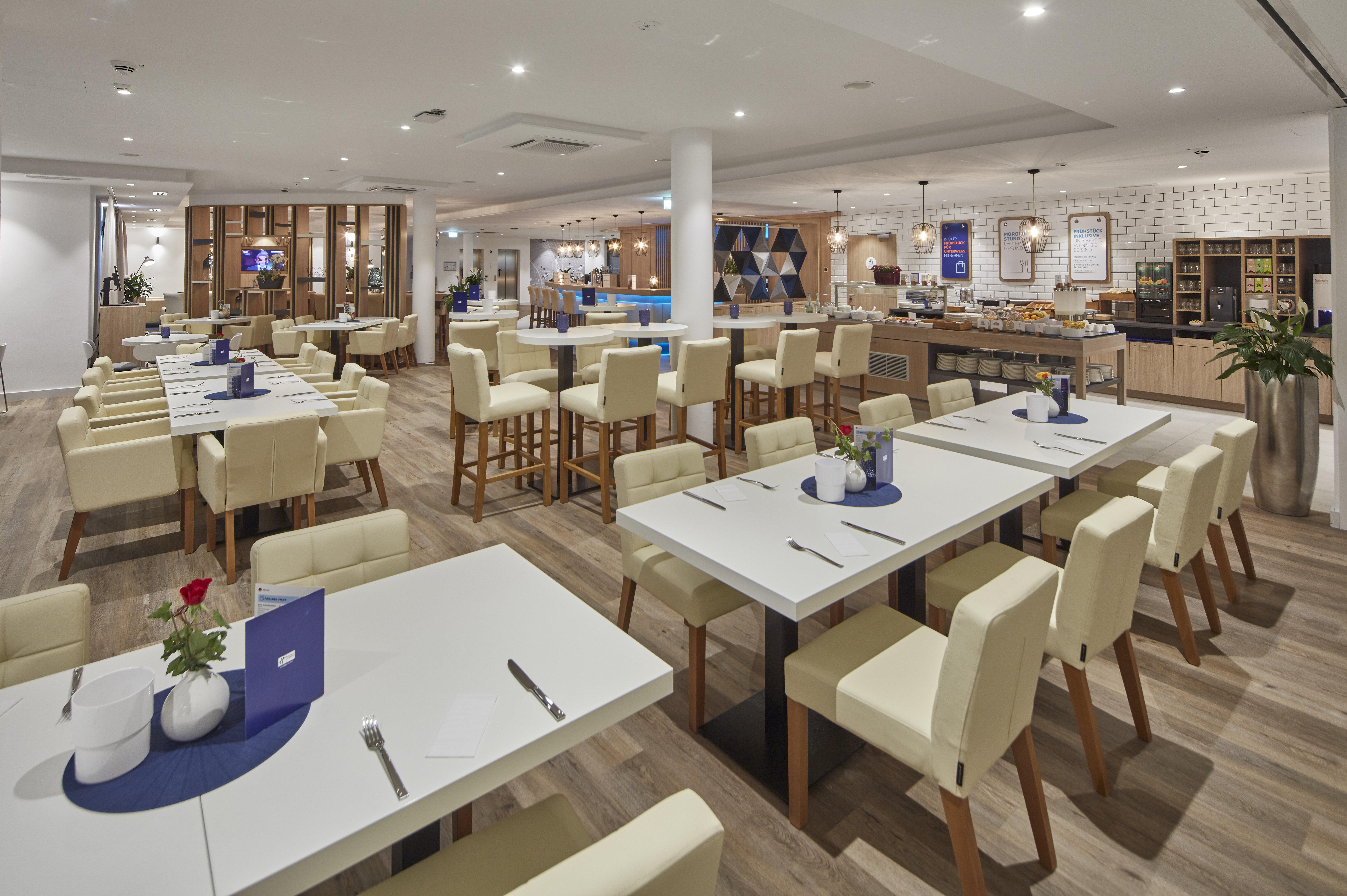 Holiday Inn Express - Merzig By Ihg Exterior photo