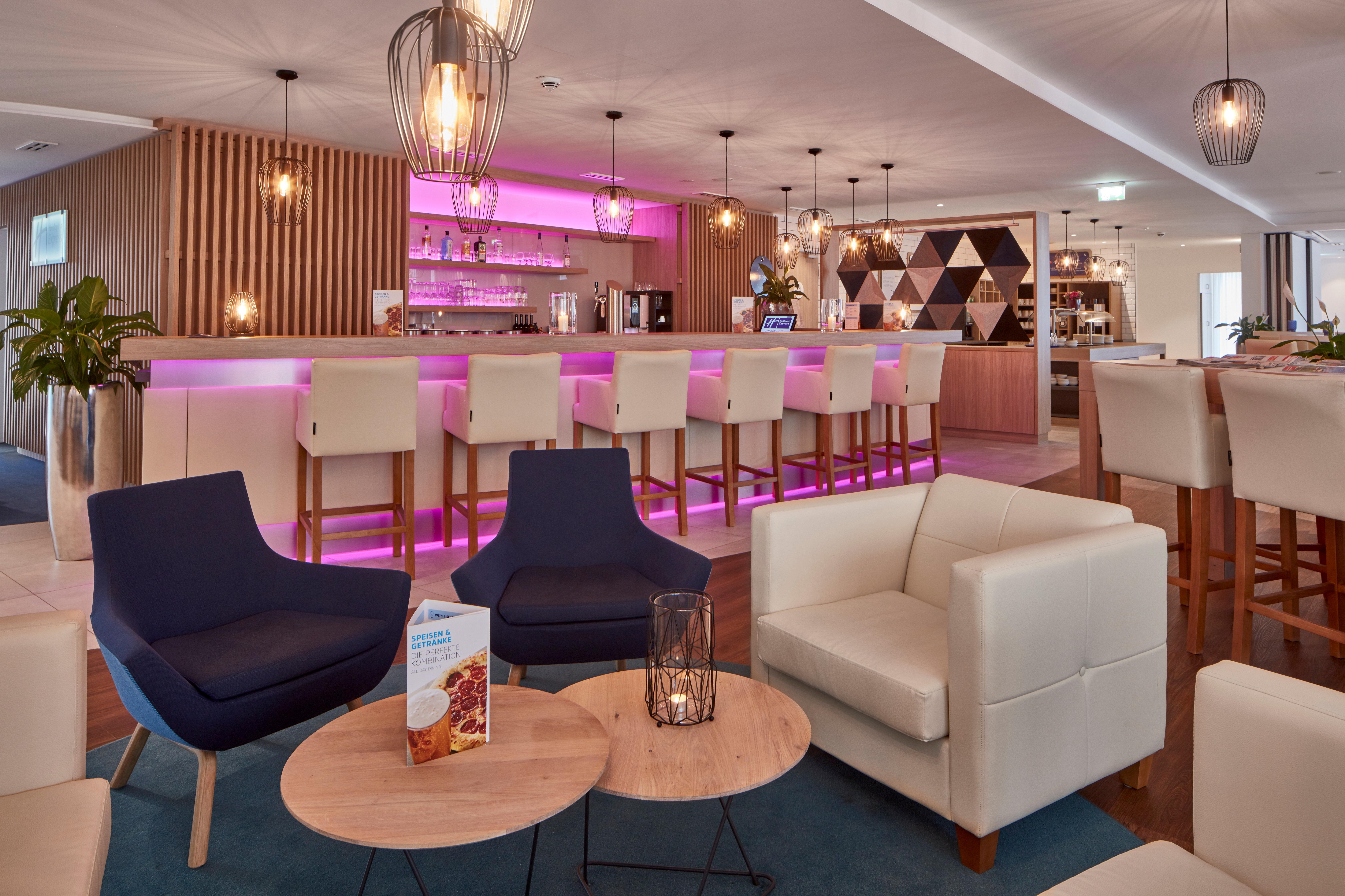 Holiday Inn Express - Merzig By Ihg Exterior photo