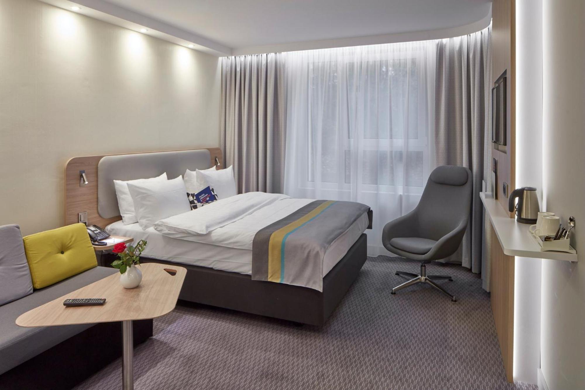 Holiday Inn Express - Merzig By Ihg Exterior photo