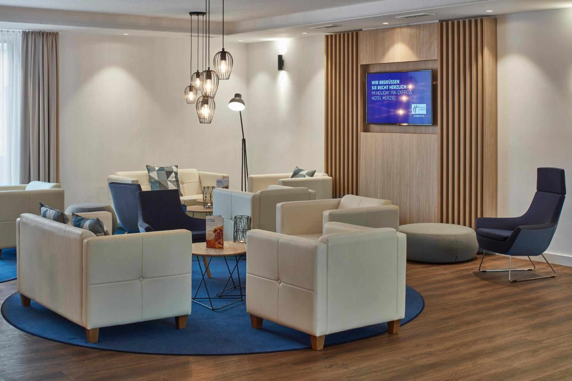 Holiday Inn Express - Merzig By Ihg Exterior photo